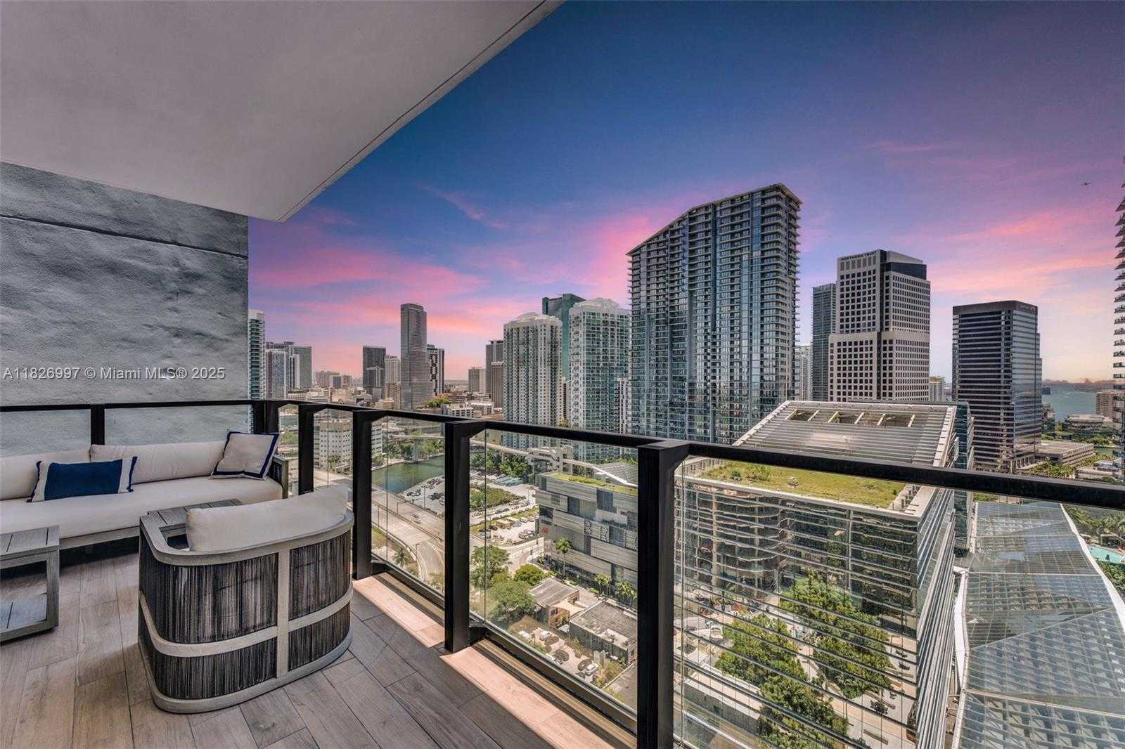 Small Image of 88 SOUTH WEST 7TH ST #2107, Miami Number 3