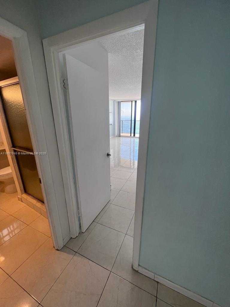 Small Image of 2101 SOUTH OCEAN DR #2603, Hollywood Number 24