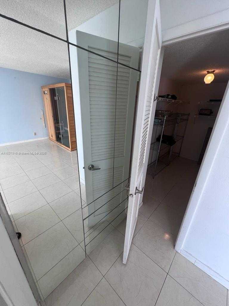 Small Image of 2101 SOUTH OCEAN DR #2603, Hollywood Number 26