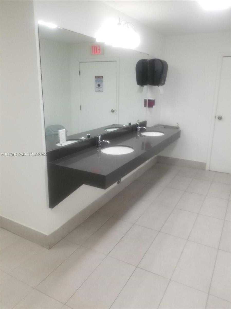 Small Image of 2101 SOUTH OCEAN DR #2603, Hollywood Number 82