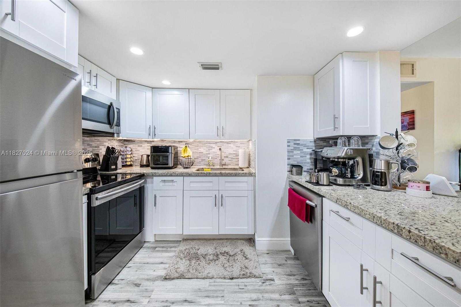 Small Image of 7925 SOUTH WEST 86TH ST #903, Miami Number 5