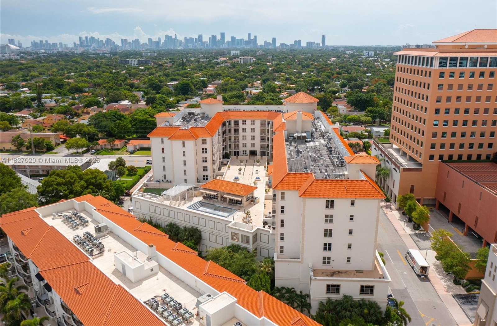 Small Image of 2030 SOUTH DOUGLAS RD #807, Coral Gables Number 19