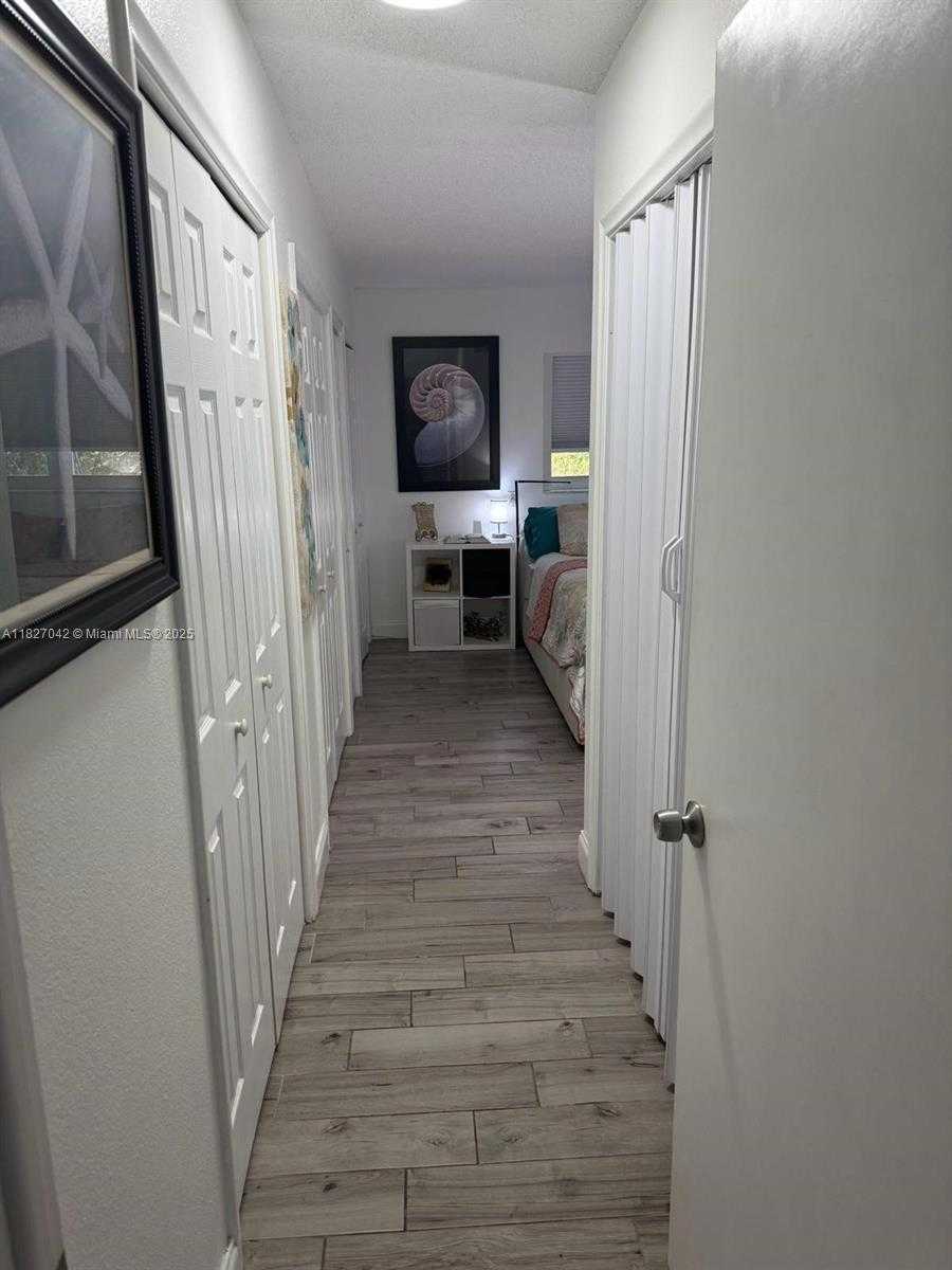 Imagen de Pequeño Objeto