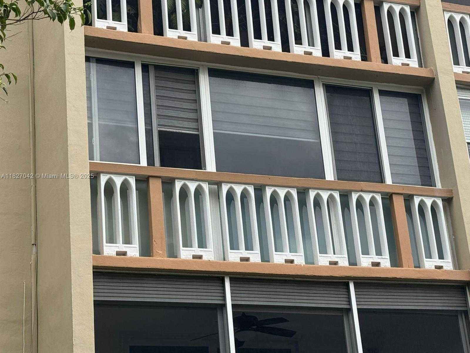 Imagen de Pequeño Objeto