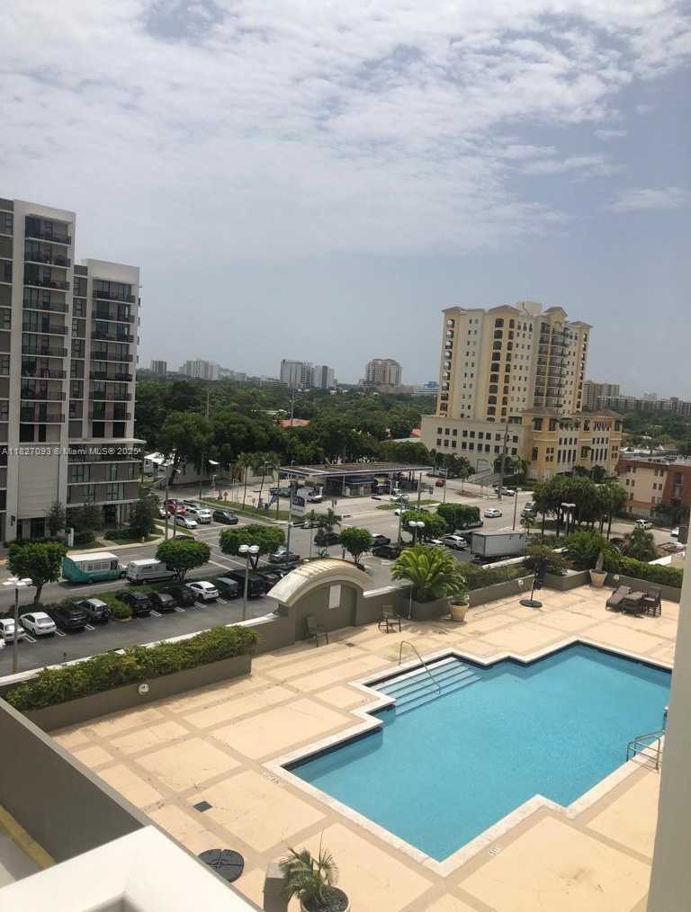 Small Image of 50 MENORES AVE #711, Coral Gables Number 18