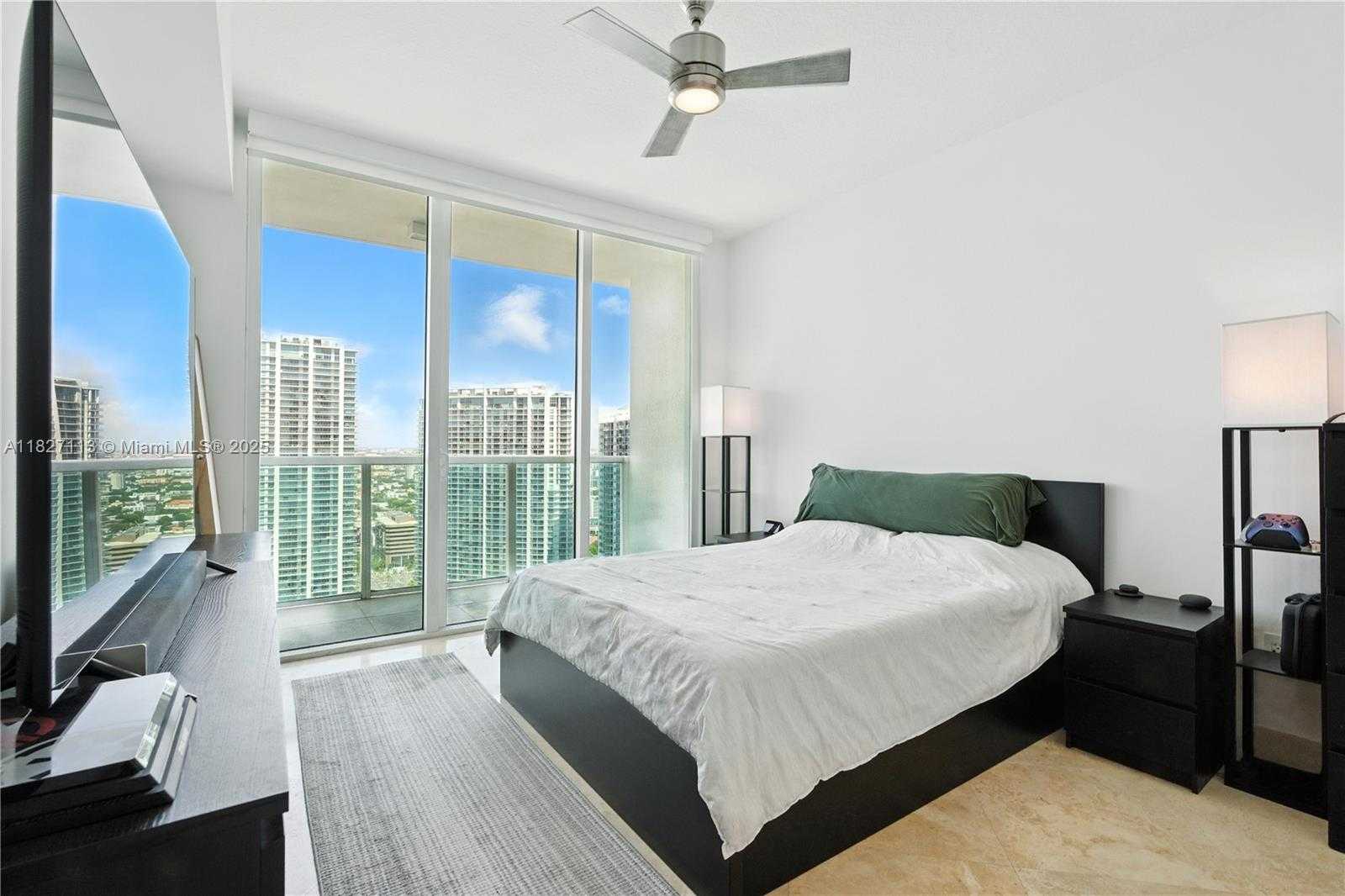 Small Image of 31 SOUTH EAST 5TH ST #4021, Miami Number 14