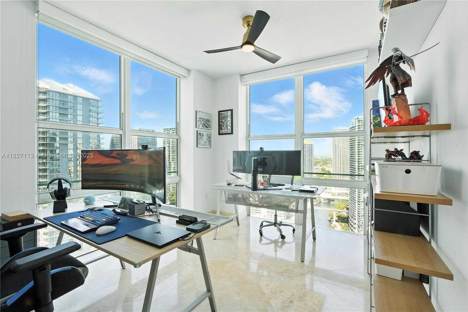 Small Image of 31 SOUTH EAST 5TH ST #4021, Miami Number 8