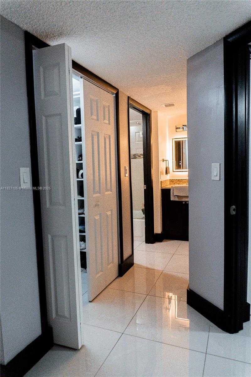 Small Image of 8215 SOUTH WEST 152ND AVE #G-307, Miami Number 18