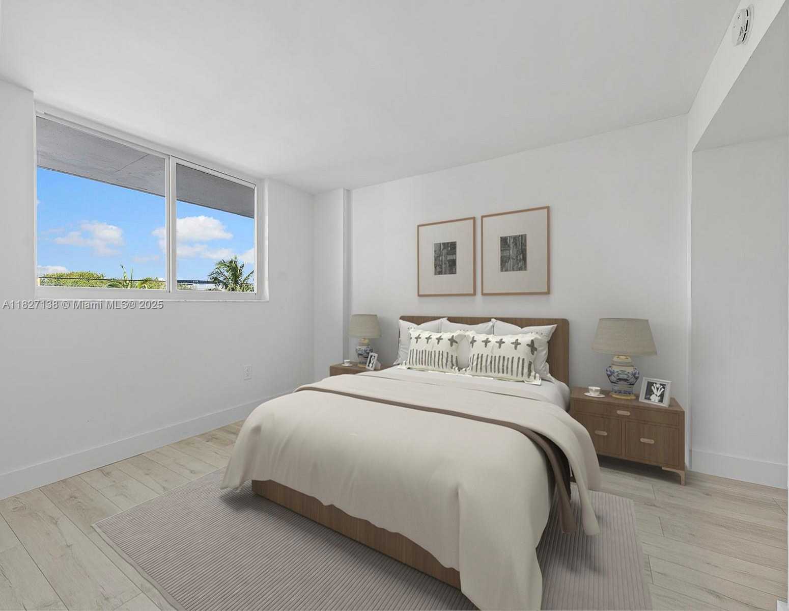 Small Image of 401 OCEAN DR #403, Miami Beach Number 10