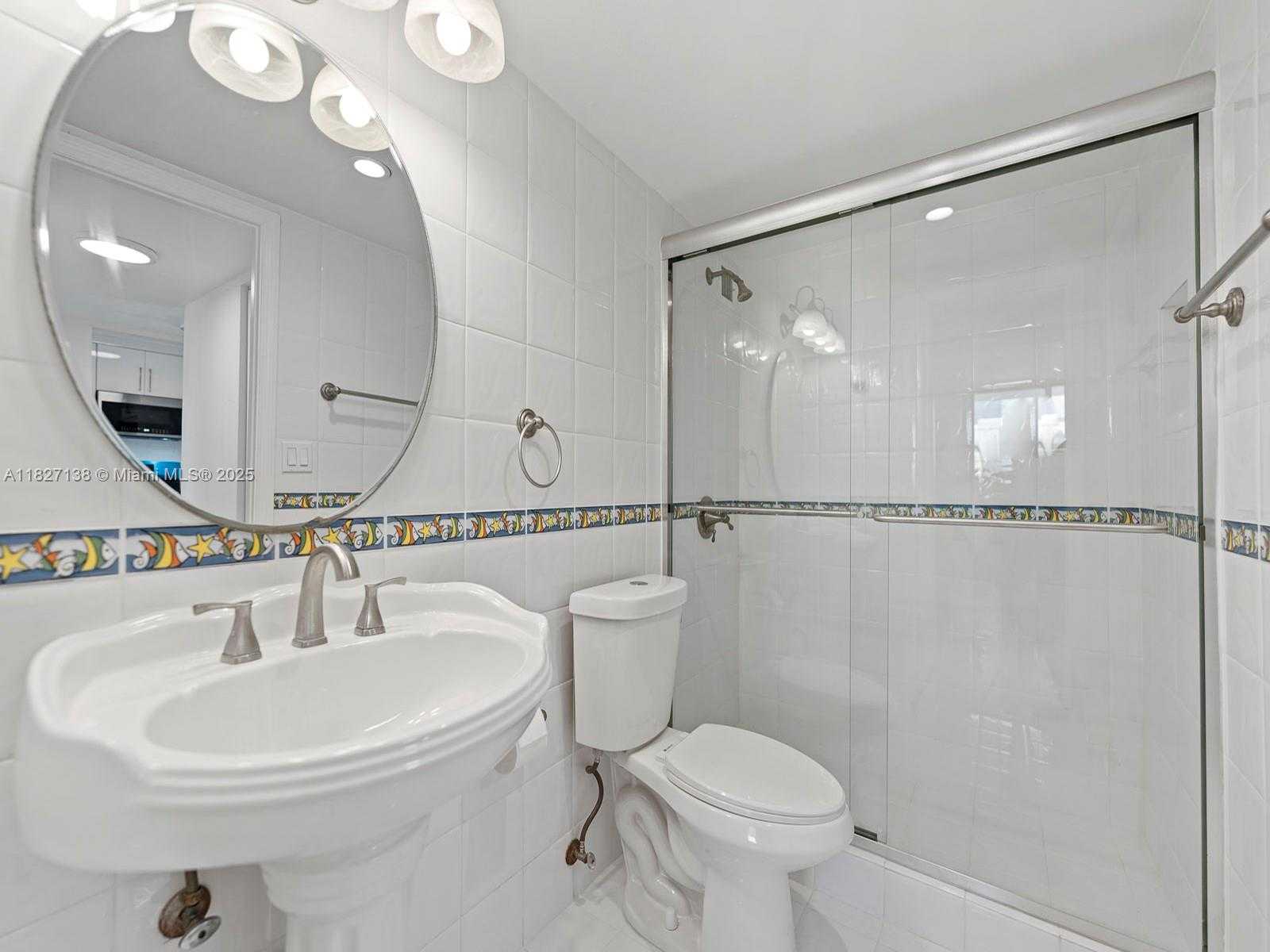 Small Image of 401 OCEAN DR #403, Miami Beach Number 11