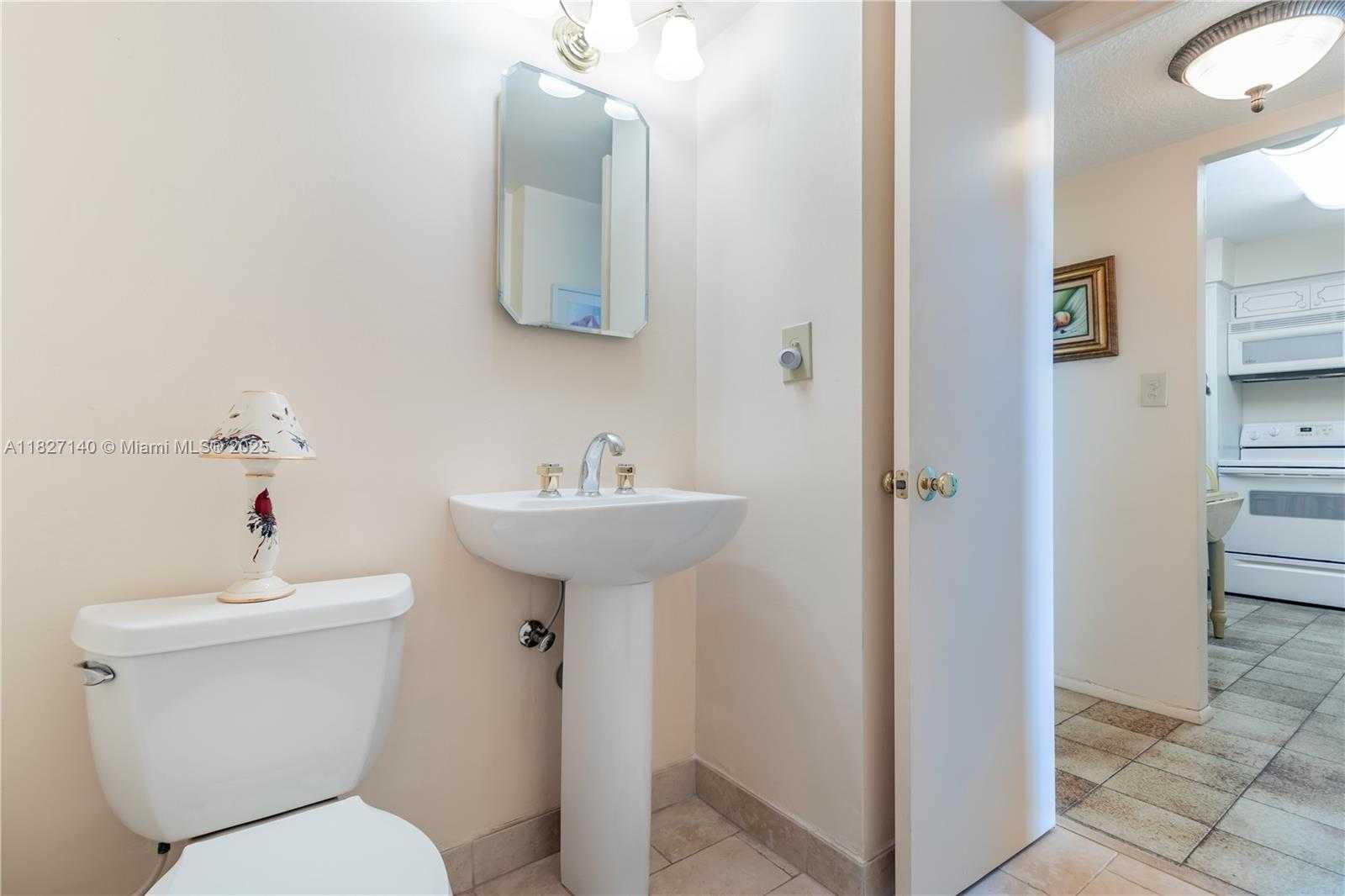 Small Image of 5 ISLAND AVE #6A, Miami Beach Number 14