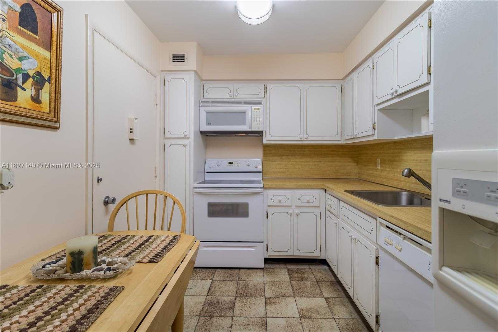Small Image of 5 ISLAND AVE #6A, Miami Beach Number 7