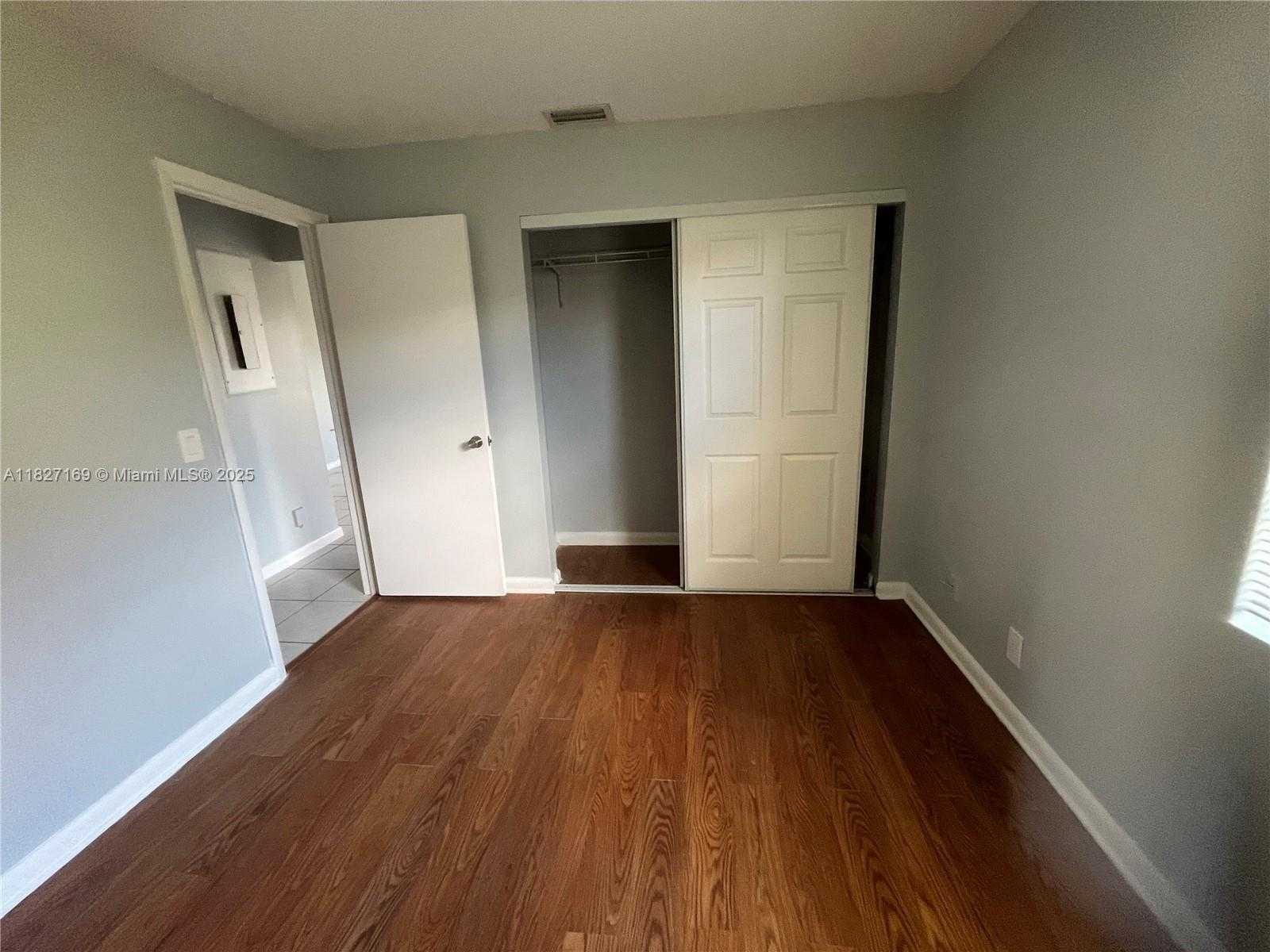 Small Image of 6298 NORTH WEST 170TH LN, Hialeah Number 11