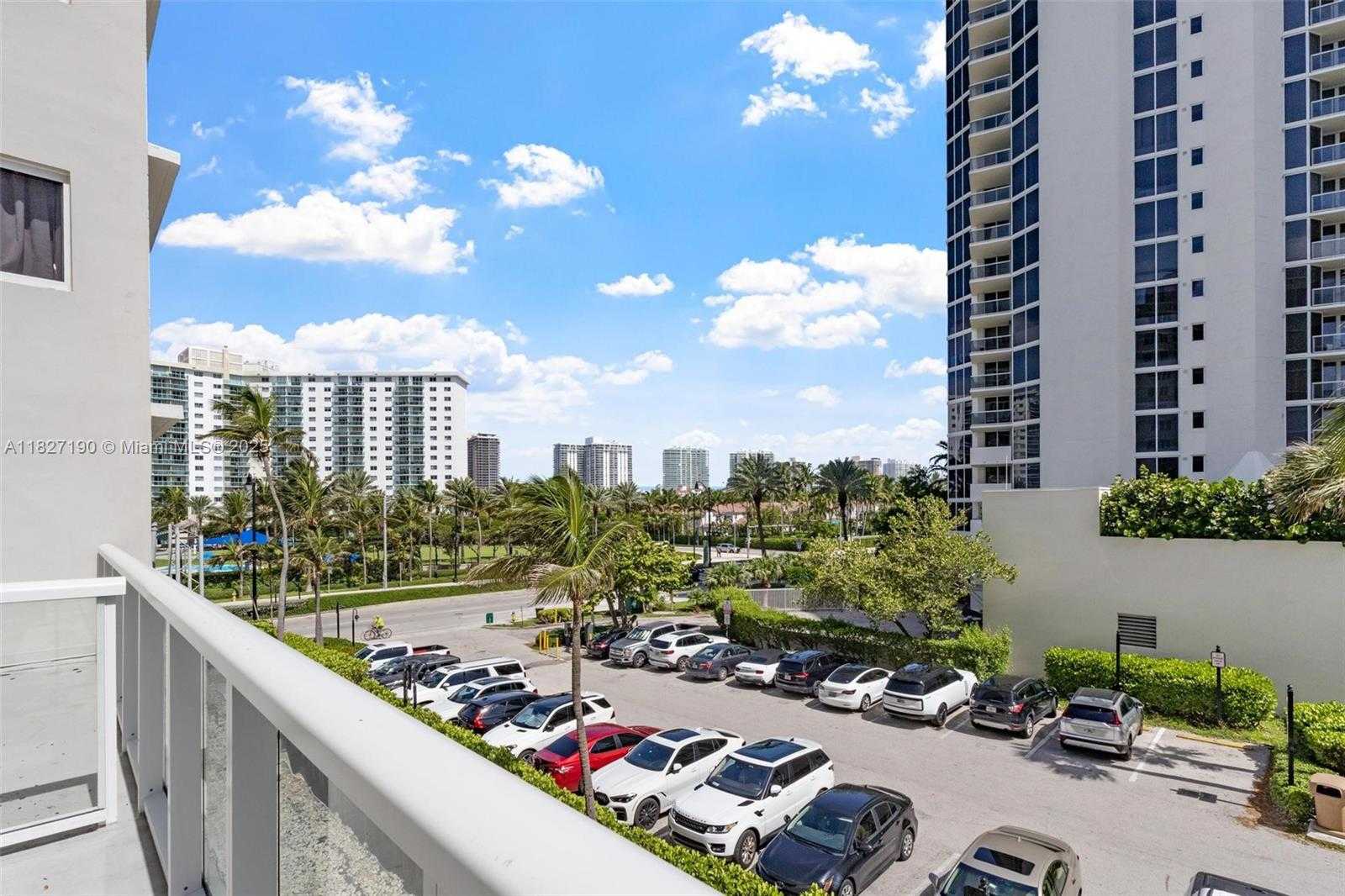 Small Image of 19201 COLLINS AVE #124, Sunny Isles Beach Number 25