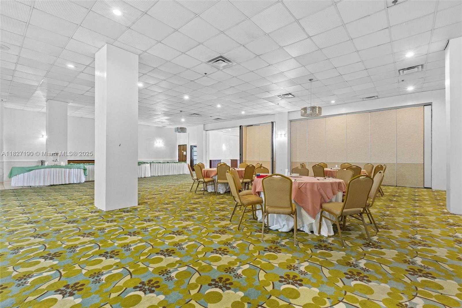 Small Image of 19201 COLLINS AVE #124, Sunny Isles Beach Number 30