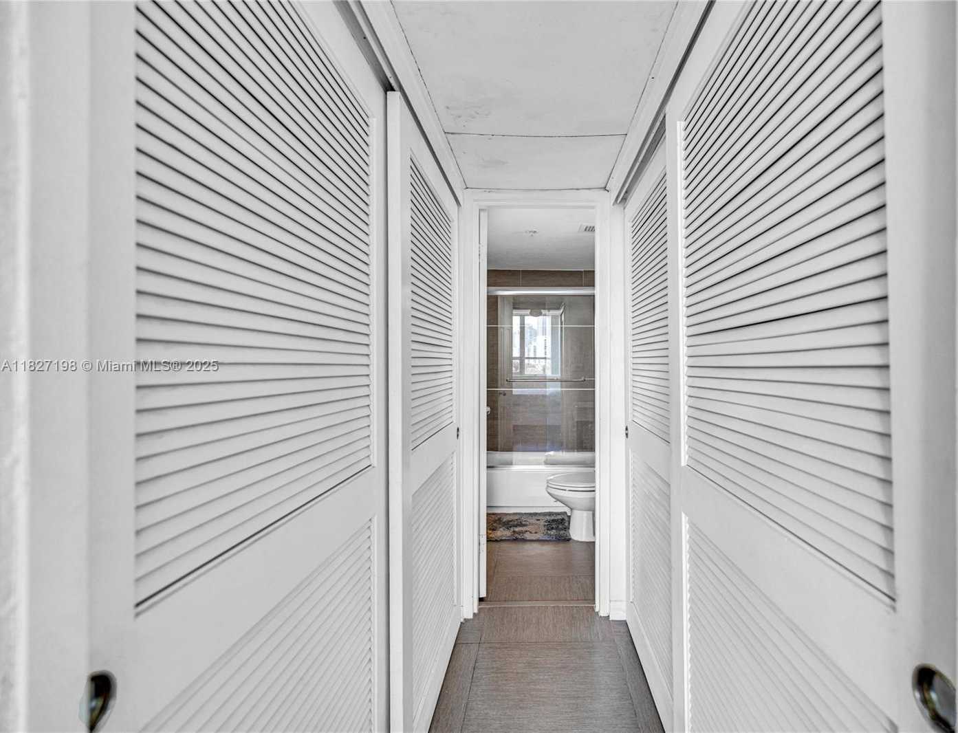 Small Image of 1500 BAY RD #434S, Miami Beach Number 28