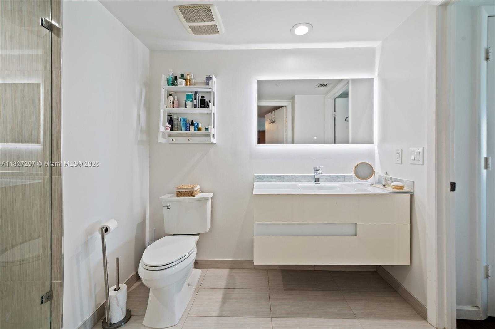 Small Image of 50 BISCAYNE BLVD #3605, Miami Number 14