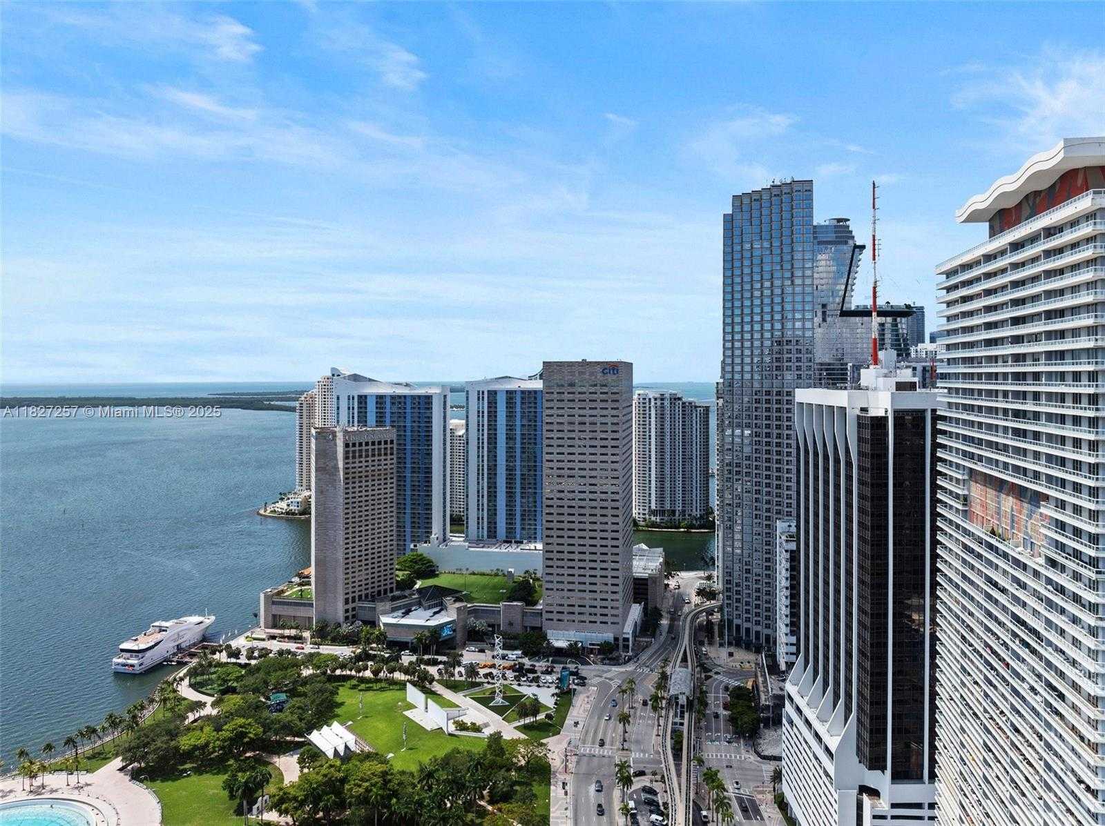 Small Image of 50 BISCAYNE BLVD #3605, Miami Number 31