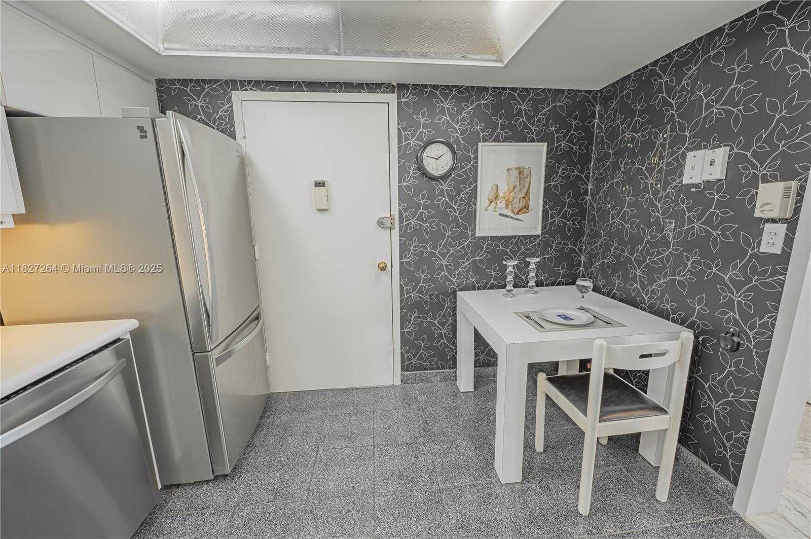 Small Image of 2030 SOUTH OCEAN DR #2126, Hallandale Beach Number 30