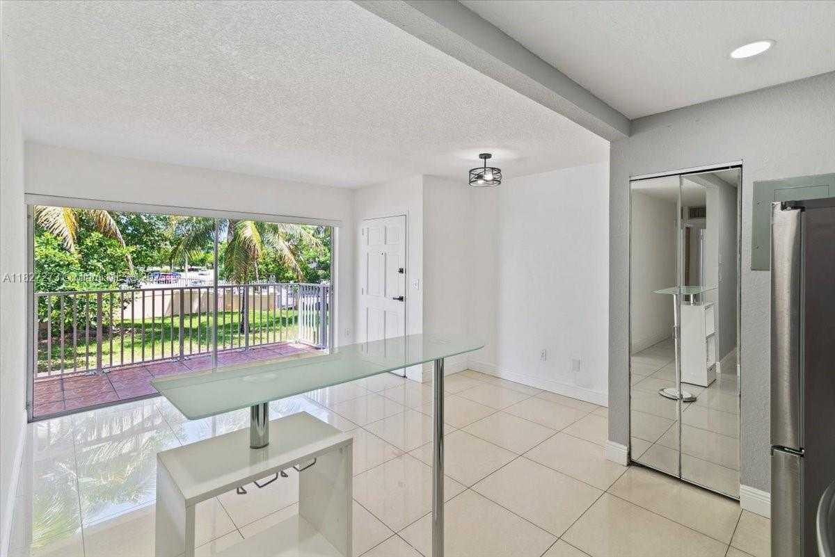 Small Image of 4110 NORTH WEST 79TH AVE #2C, Doral Number 10