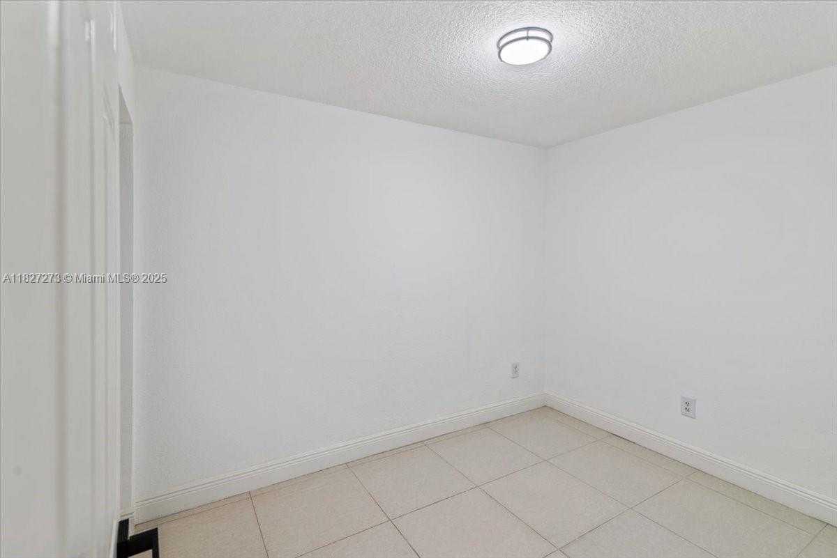 Small Image of 4110 NORTH WEST 79TH AVE #2C, Doral Number 12