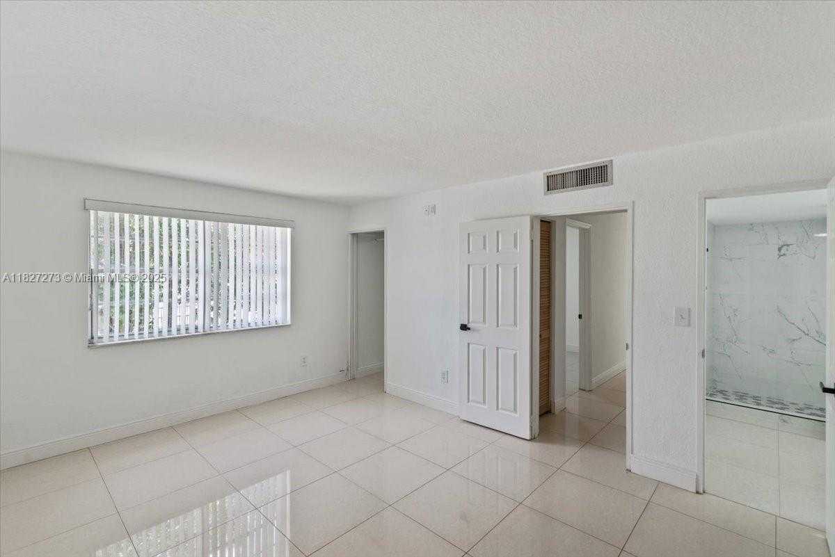 Small Image of 4110 NORTH WEST 79TH AVE #2C, Doral Number 16