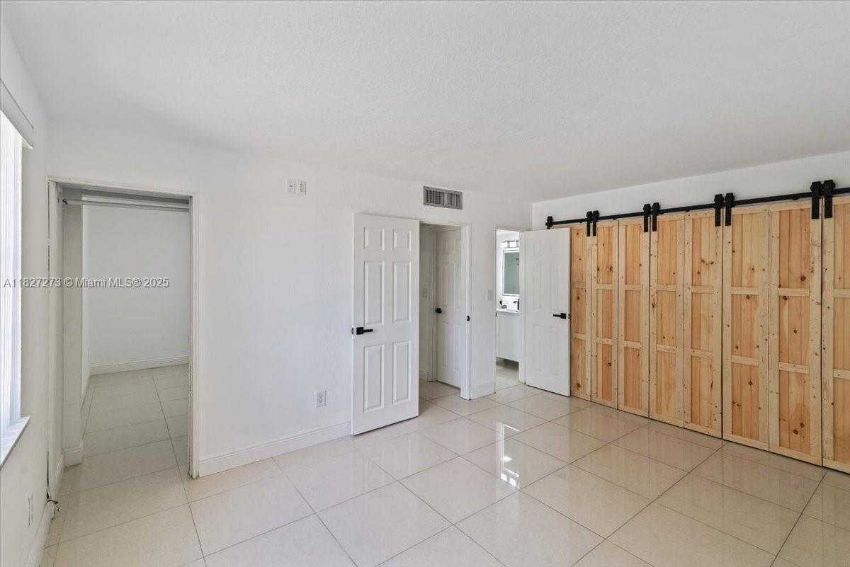 Small Image of 4110 NORTH WEST 79TH AVE #2C, Doral Number 19