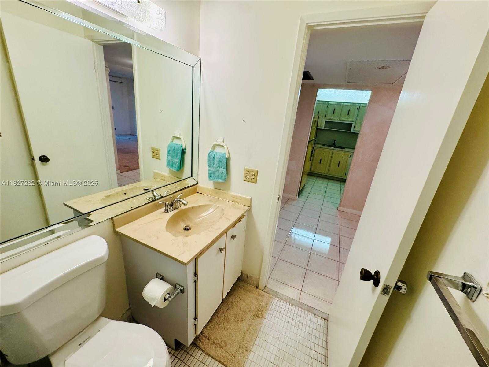 Small Image of 5641 SOUTH WEST 2ND CT #210, Margate Number 17
