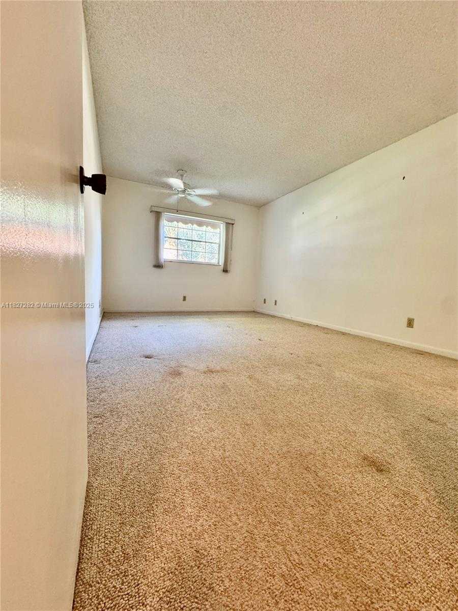 Small Image of 5641 SOUTH WEST 2ND CT #210, Margate Number 18