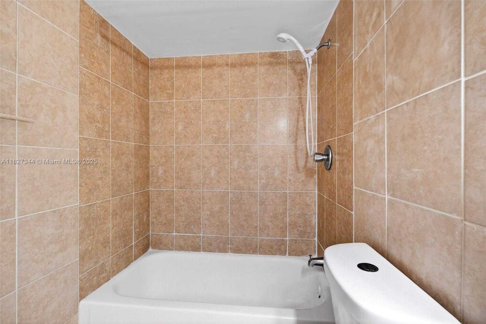 Small Image of 16851 NORTH EAST 23RD AVENUE #A619, North Miami Beach Number 12