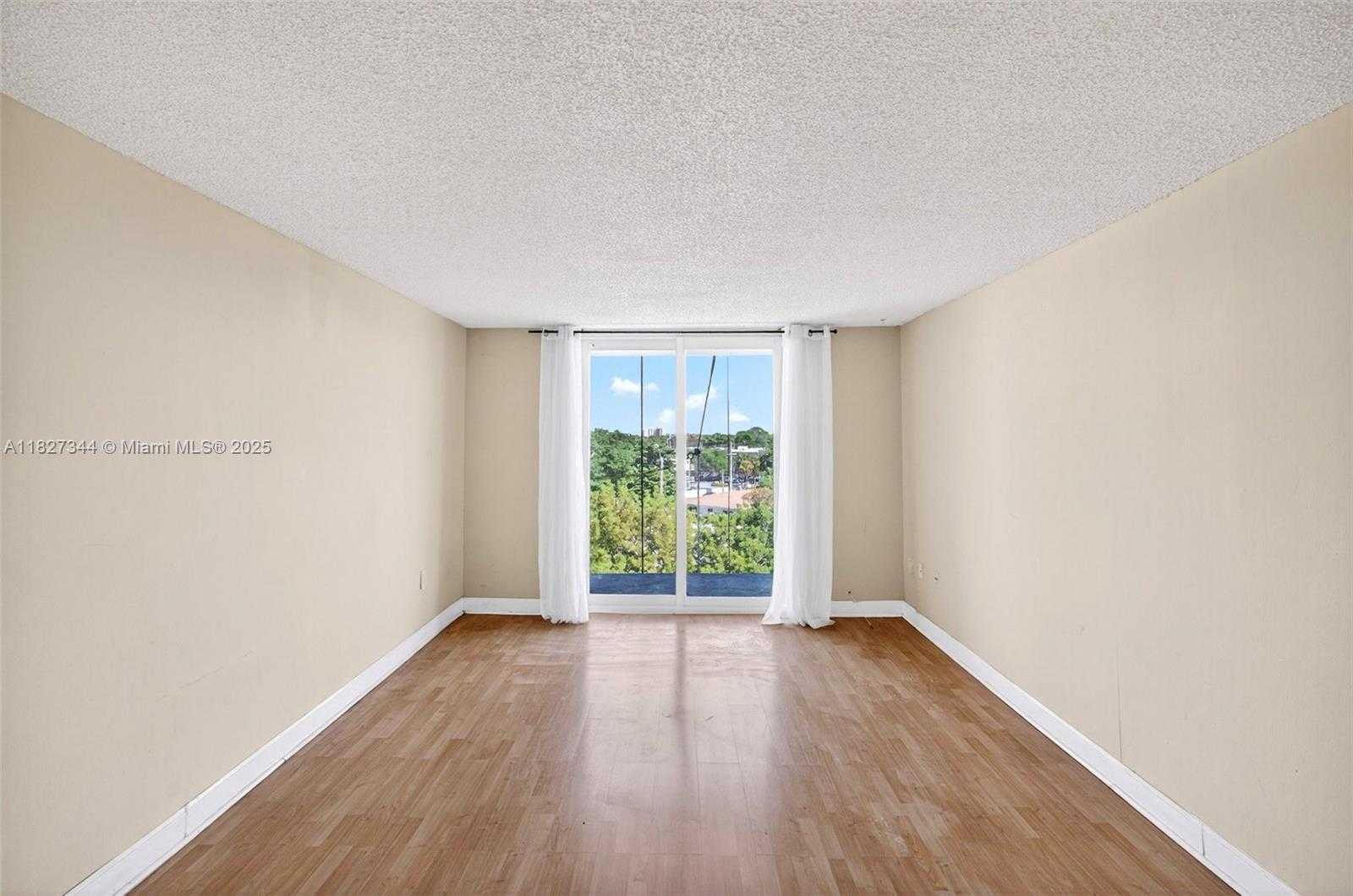 Small Image of 16851 NORTH EAST 23RD AVENUE #A619, North Miami Beach Number 3