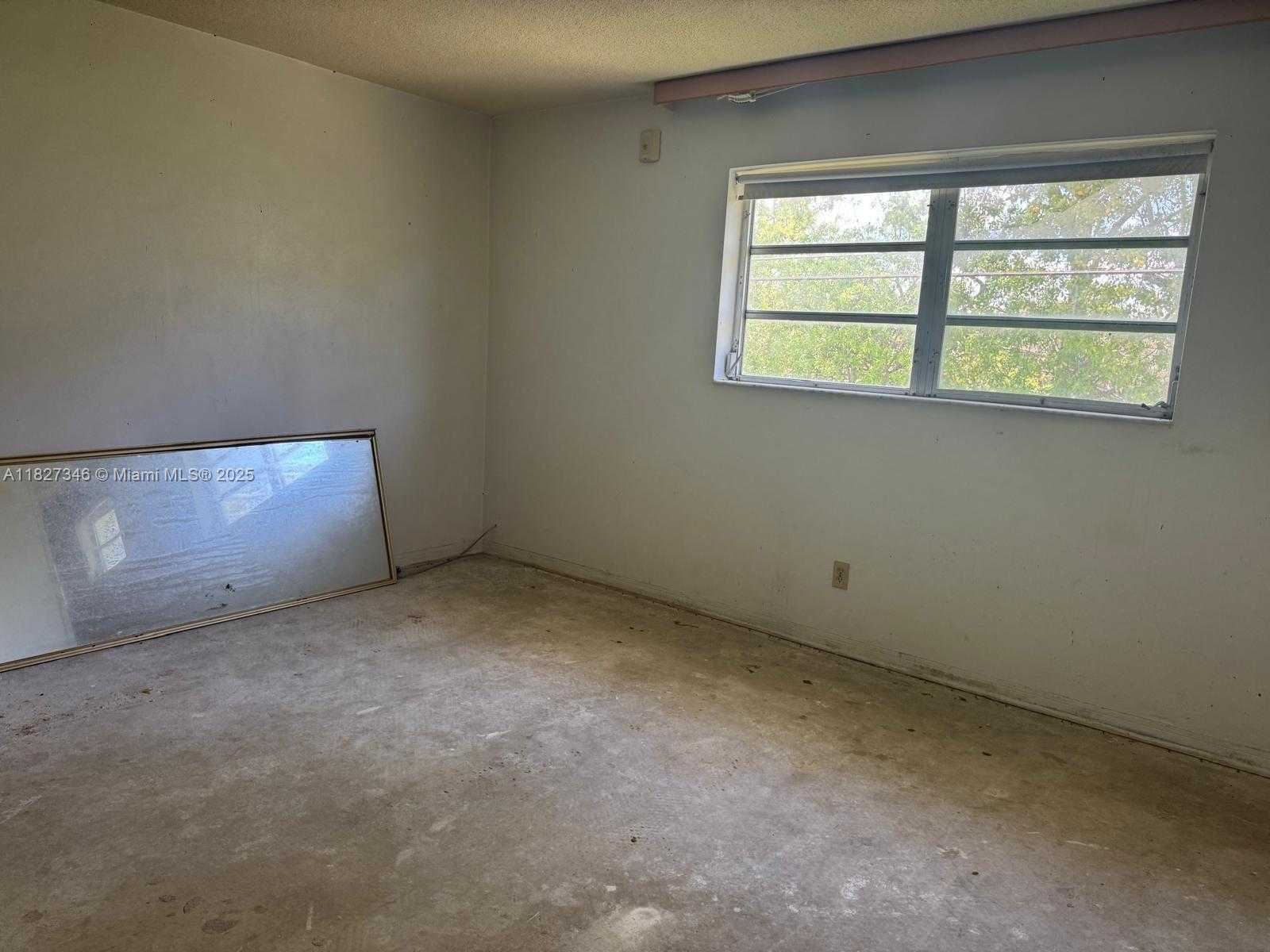 Small Image of 1350 NORTH 12TH CT #6B, Hollywood Number 7