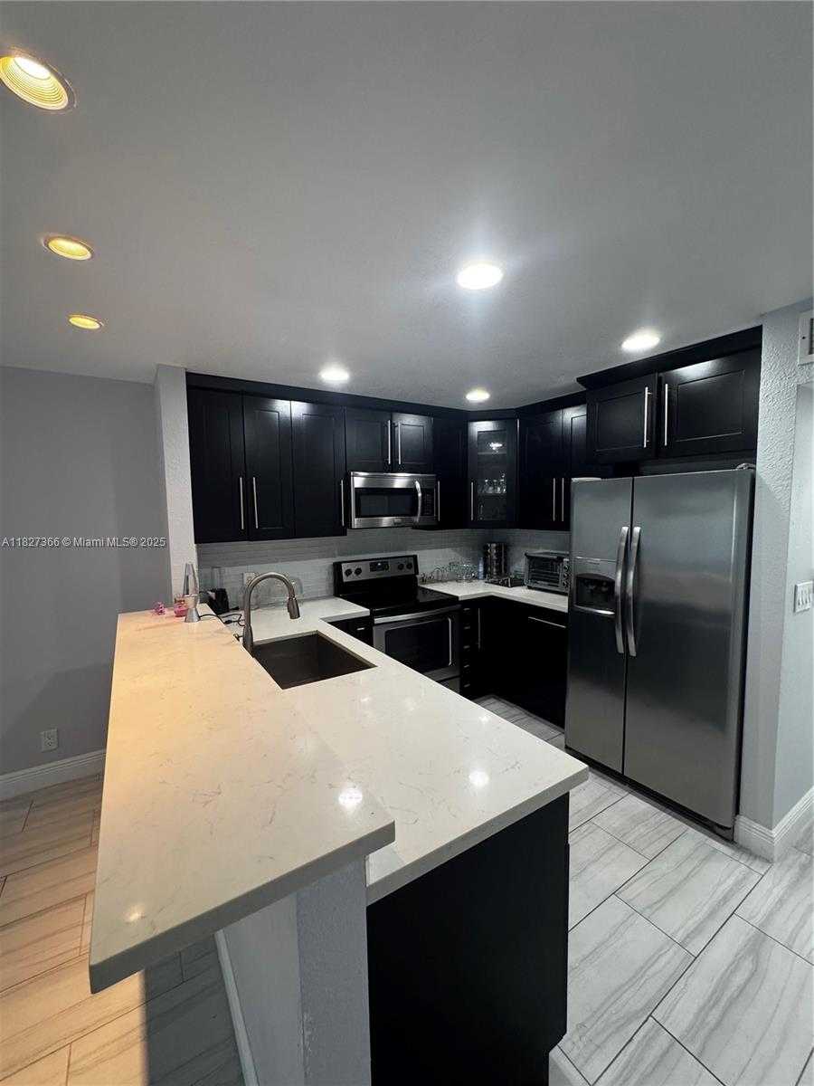 Small Image of 9500 SOUTH WEST 3RD ST #239, Boca Raton Number 5