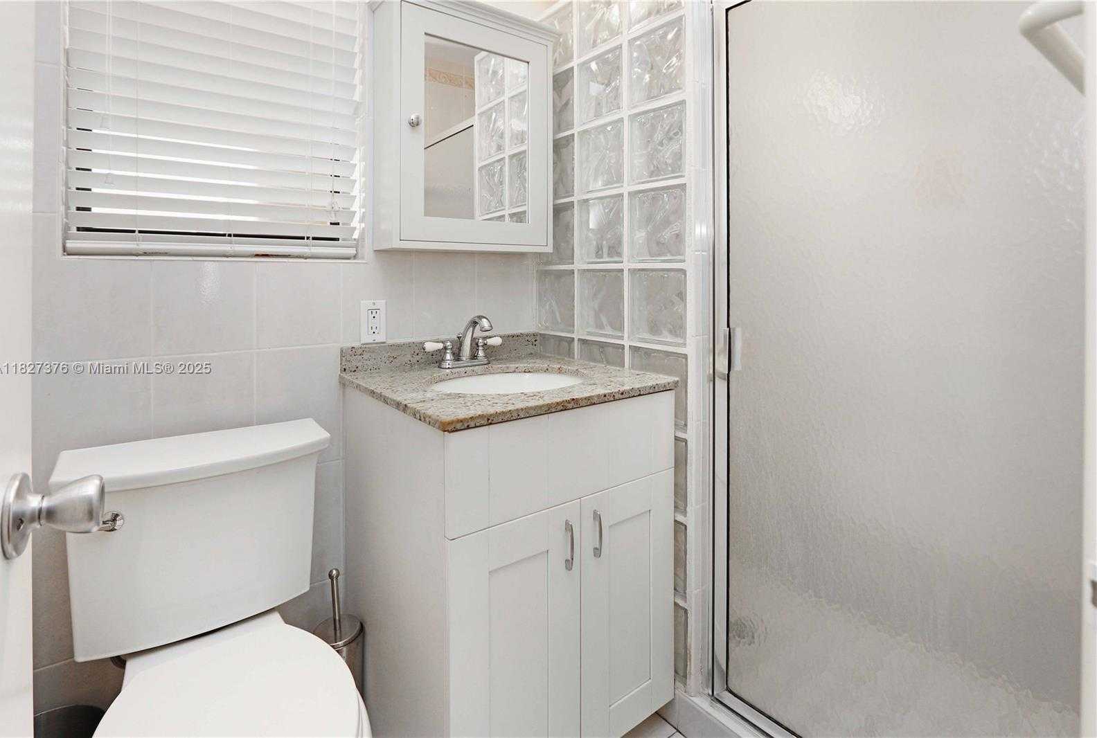 Small Image of 3300 NORTH SURF RD #3A, Hollywood Number 18