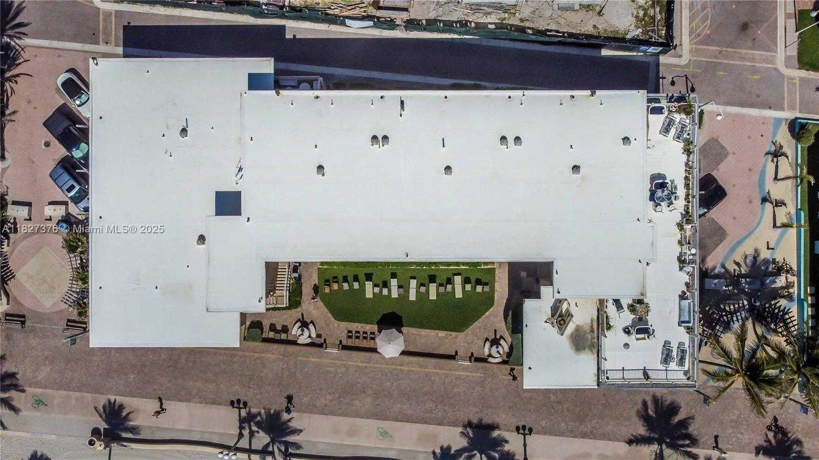 Small Image of 3300 NORTH SURF RD #3A, Hollywood Number 29