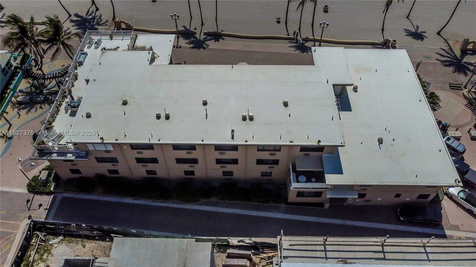 Small Image of 3300 NORTH SURF RD #3A, Hollywood Number 33