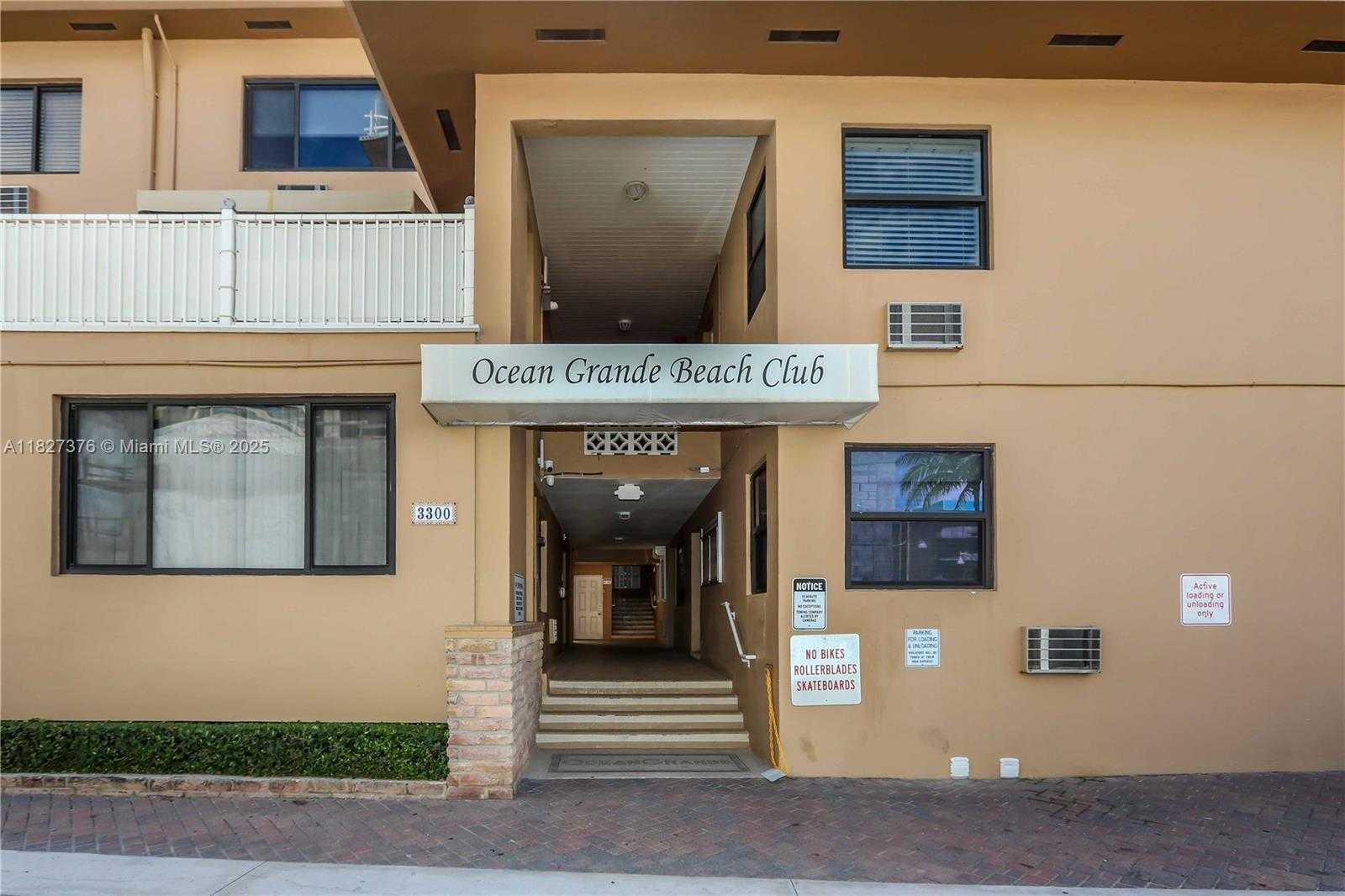 Small Image of 3300 NORTH SURF RD #3A, Hollywood Number 47