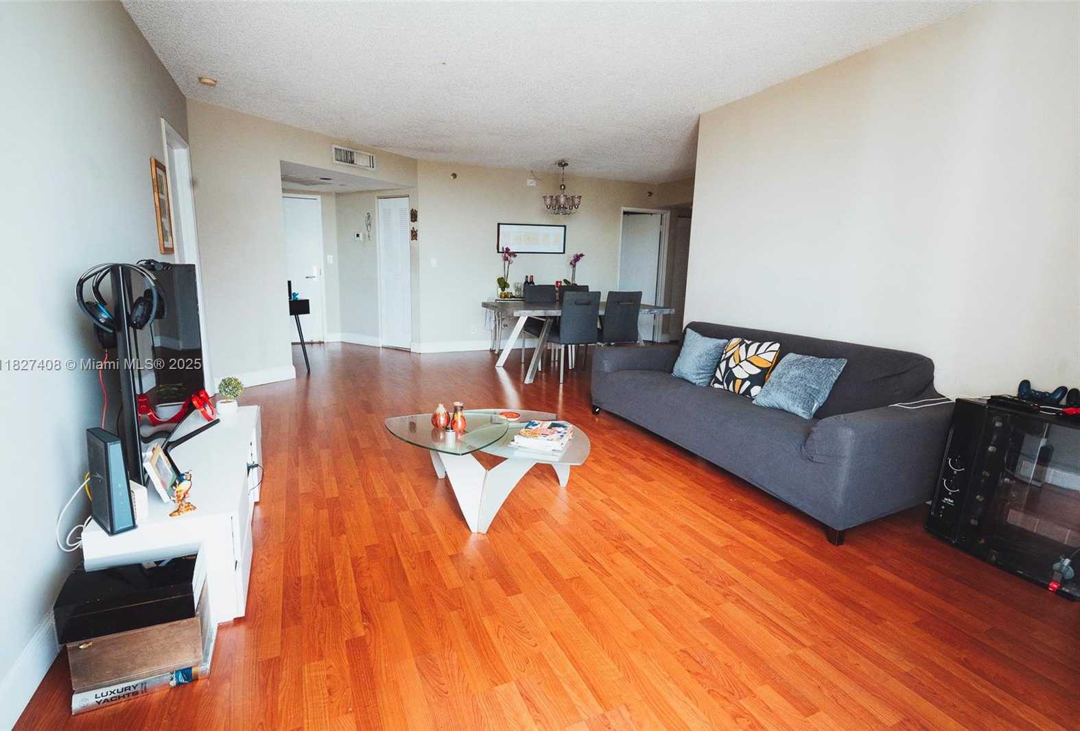 Small Image of 3300 192ND ST #701, Aventura Number 3