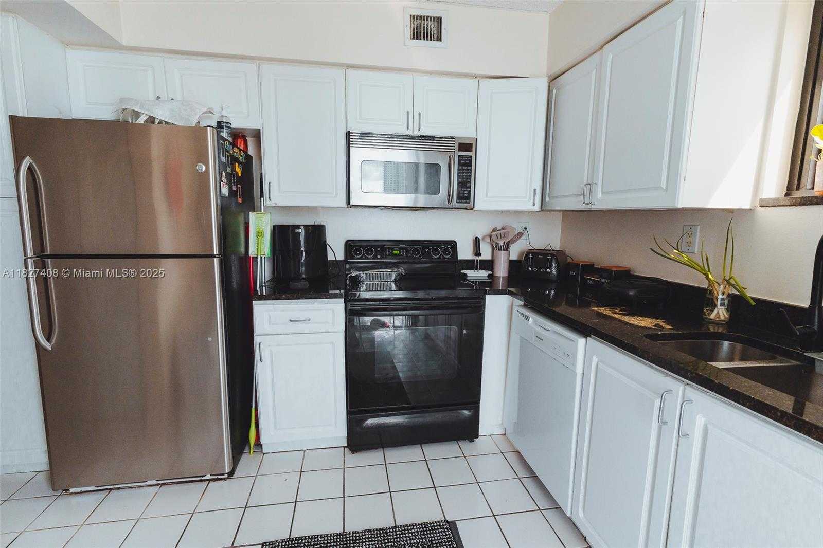 Small Image of 3300 192ND ST #701, Aventura Number 6