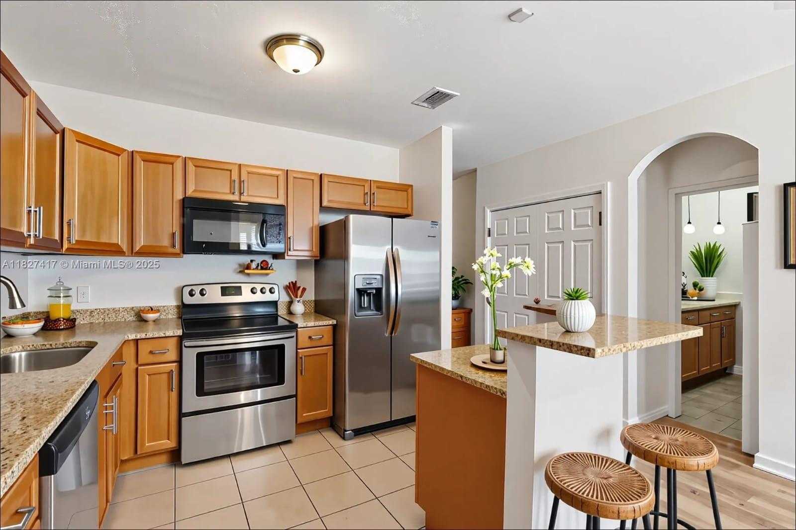 Small Image of 2872 SOUTH WEST 127TH WAY #1, Miramar Number 5
