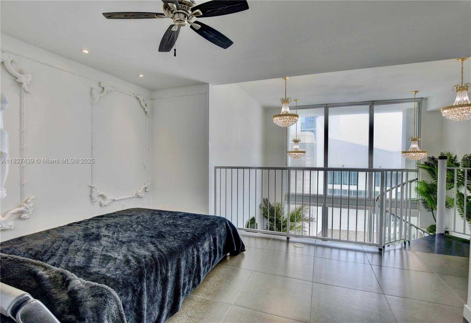 Small Image of 300 SOUTH BISCAYNE BLVD #L-626, Miami Number 11