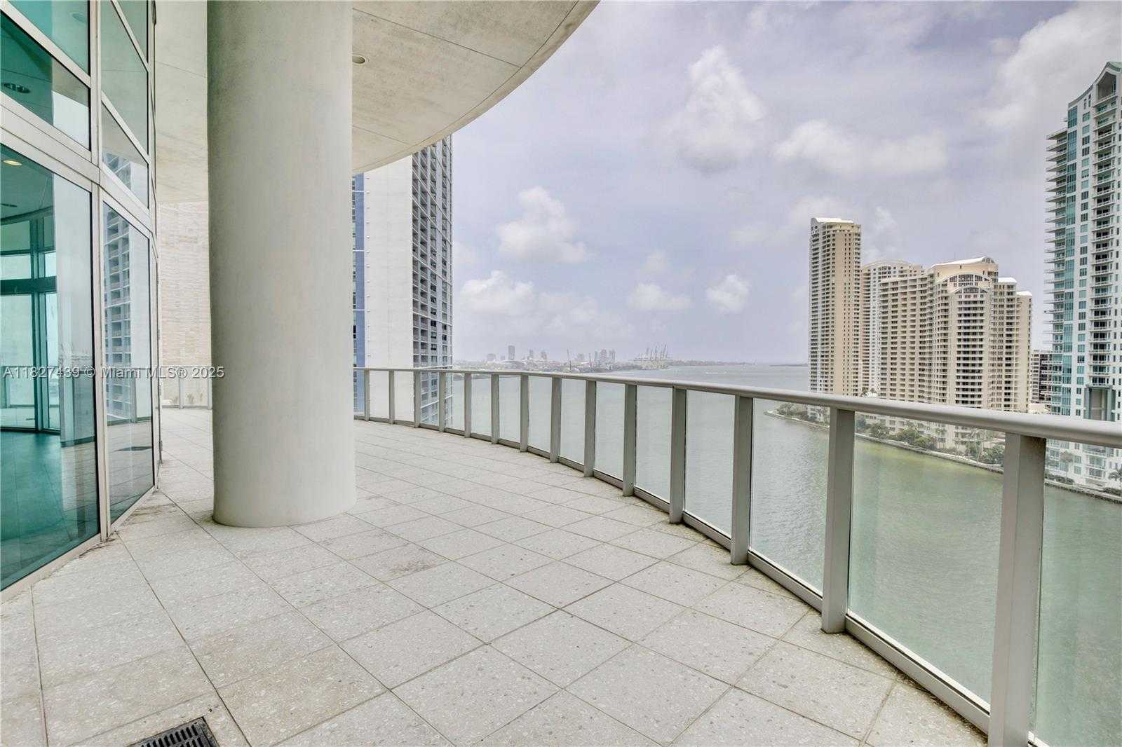 Small Image of 300 SOUTH BISCAYNE BLVD #L-626, Miami Number 18