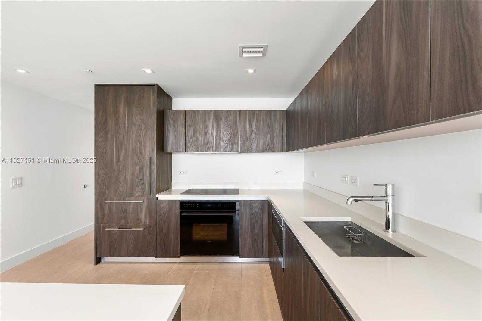 Small Image of 3131 NORTH EAST 7TH AVE #2705, Miami Number 10