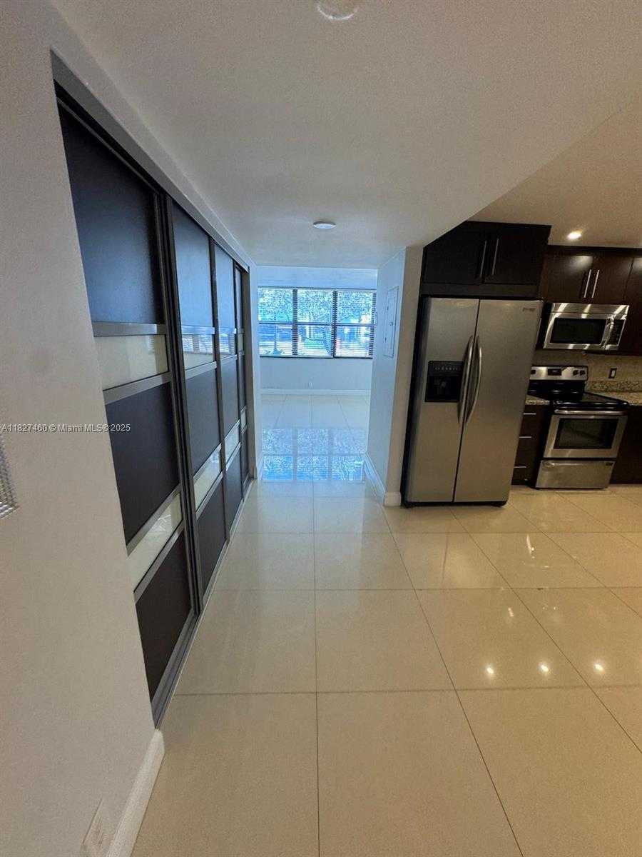 Small Image of 20401 NORTH EAST 30TH AVE #124-8, Aventura Number 6