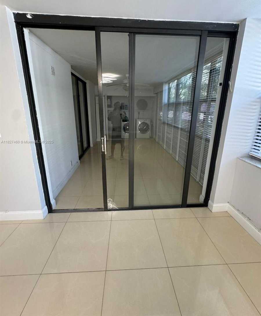 Small Image of 20401 NORTH EAST 30TH AVE #124-8, Aventura Number 9