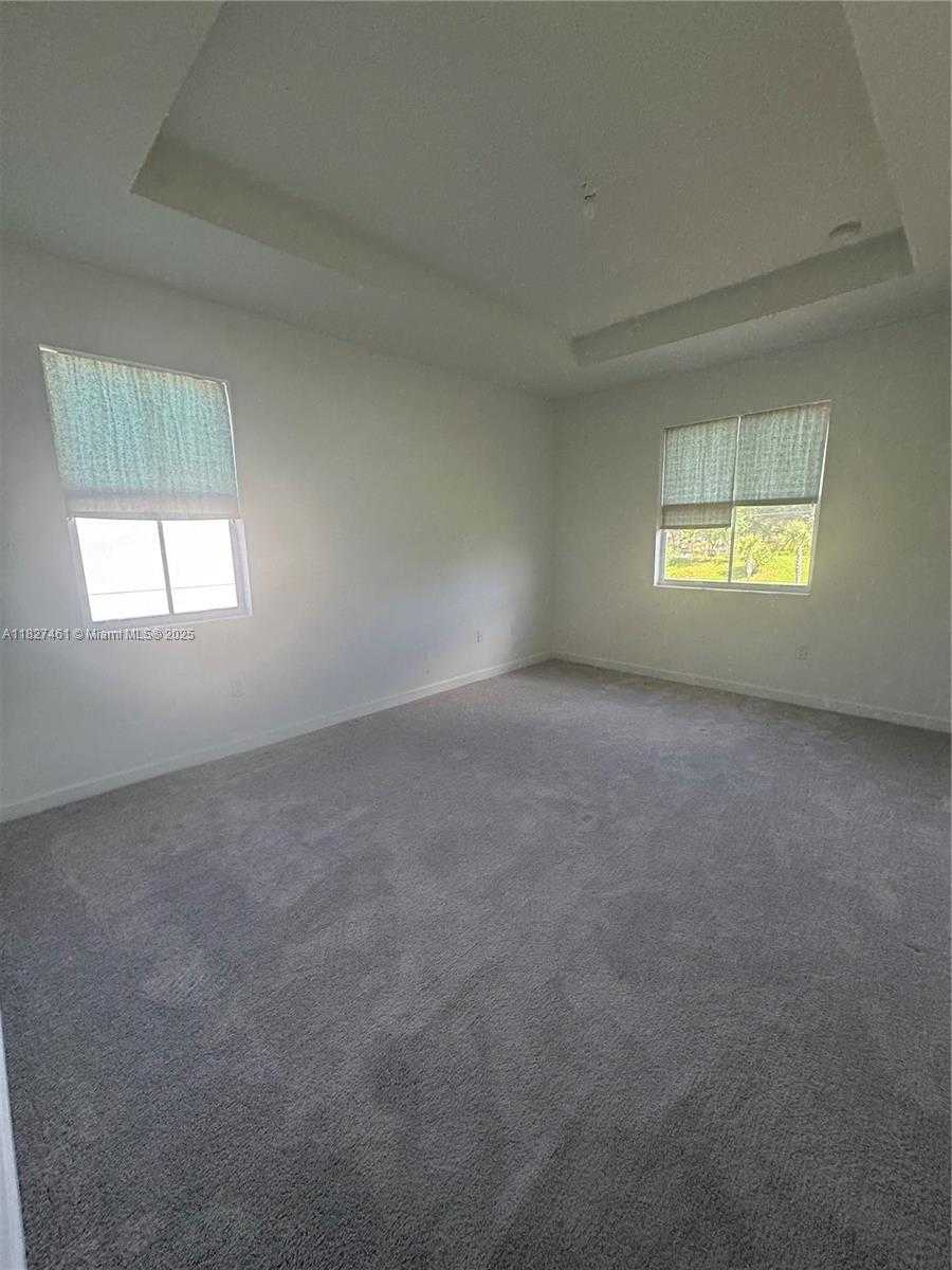 Small Image of 11931 NORTH WEST 47TH MNR, Coral Springs Number 19