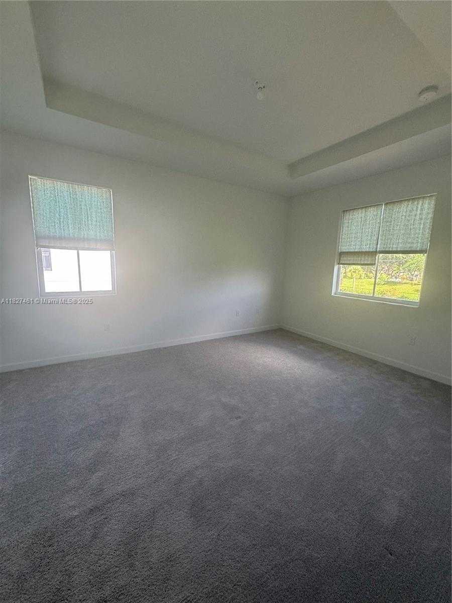 Small Image of 11931 NORTH WEST 47TH MNR, Coral Springs Number 24