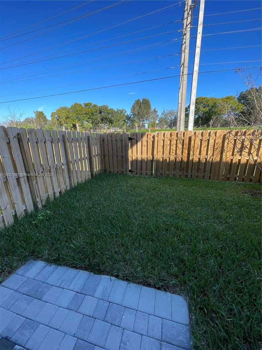 Small Image of 11931 NORTH WEST 47TH MNR, Coral Springs Number 33