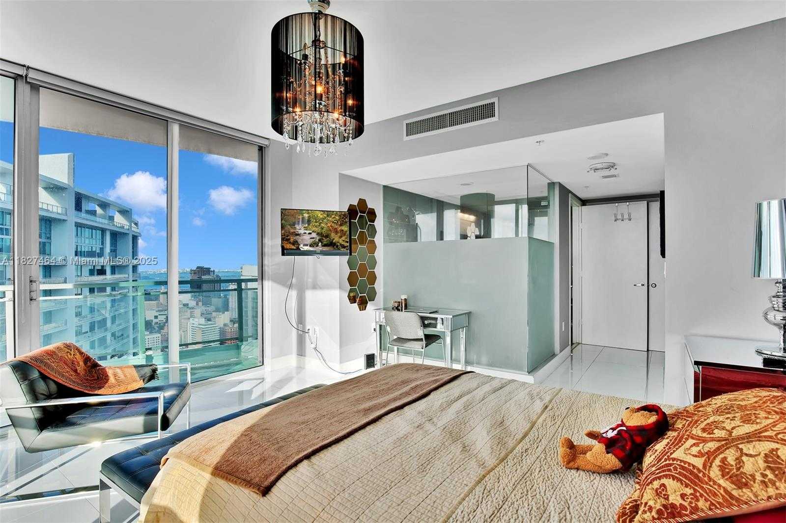 Small Image of 92 SOUTH WEST 3RD ST #4510, Miami Number 15