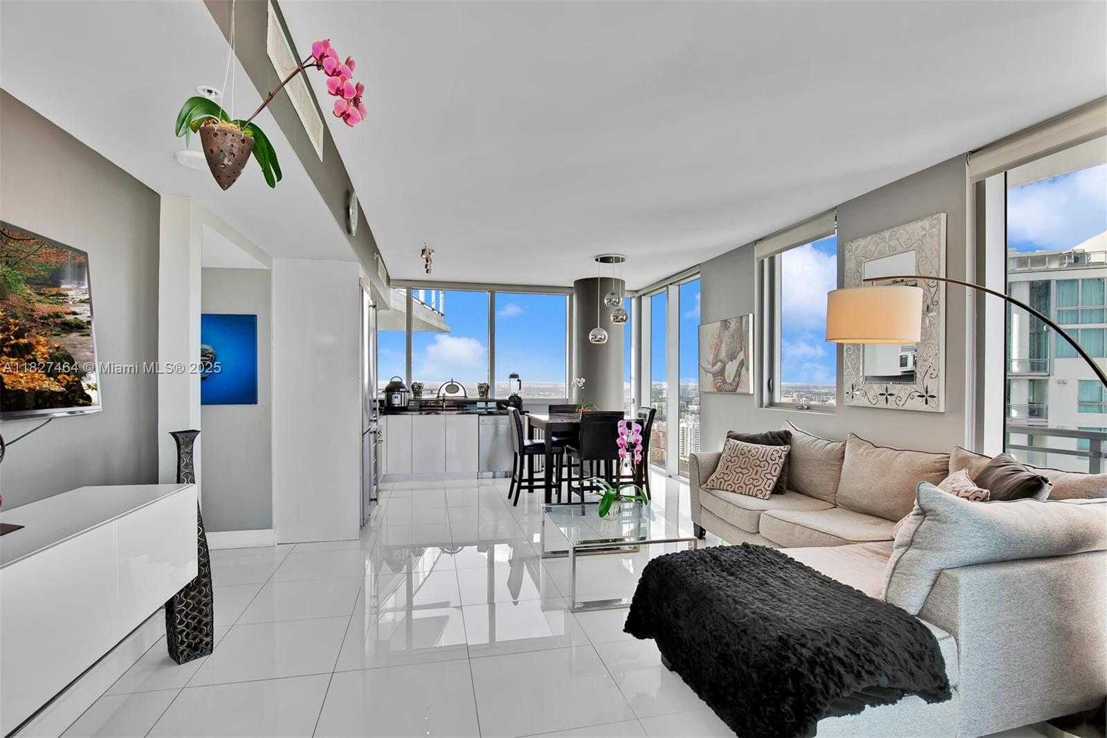 Small Image of 92 SOUTH WEST 3RD ST #4510, Miami Number 8